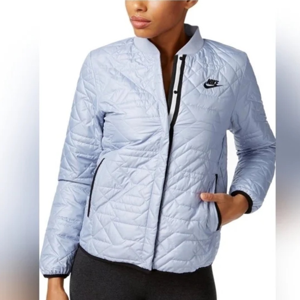 Nike Women's Quilted Insulated Jacket in Glacier